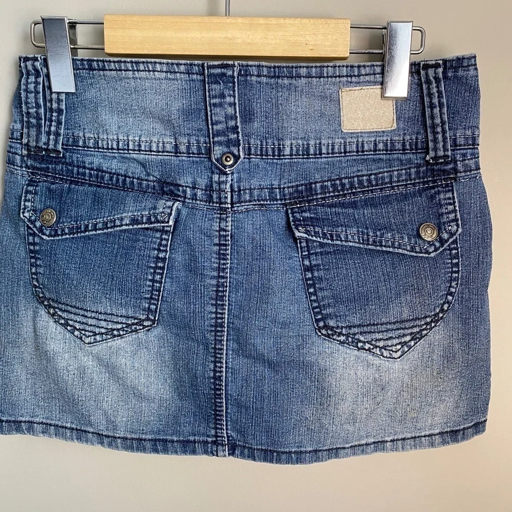 DEI Women's Denim Mini Jean‎ Skirt Size 5/6 - Picture 4 of 12